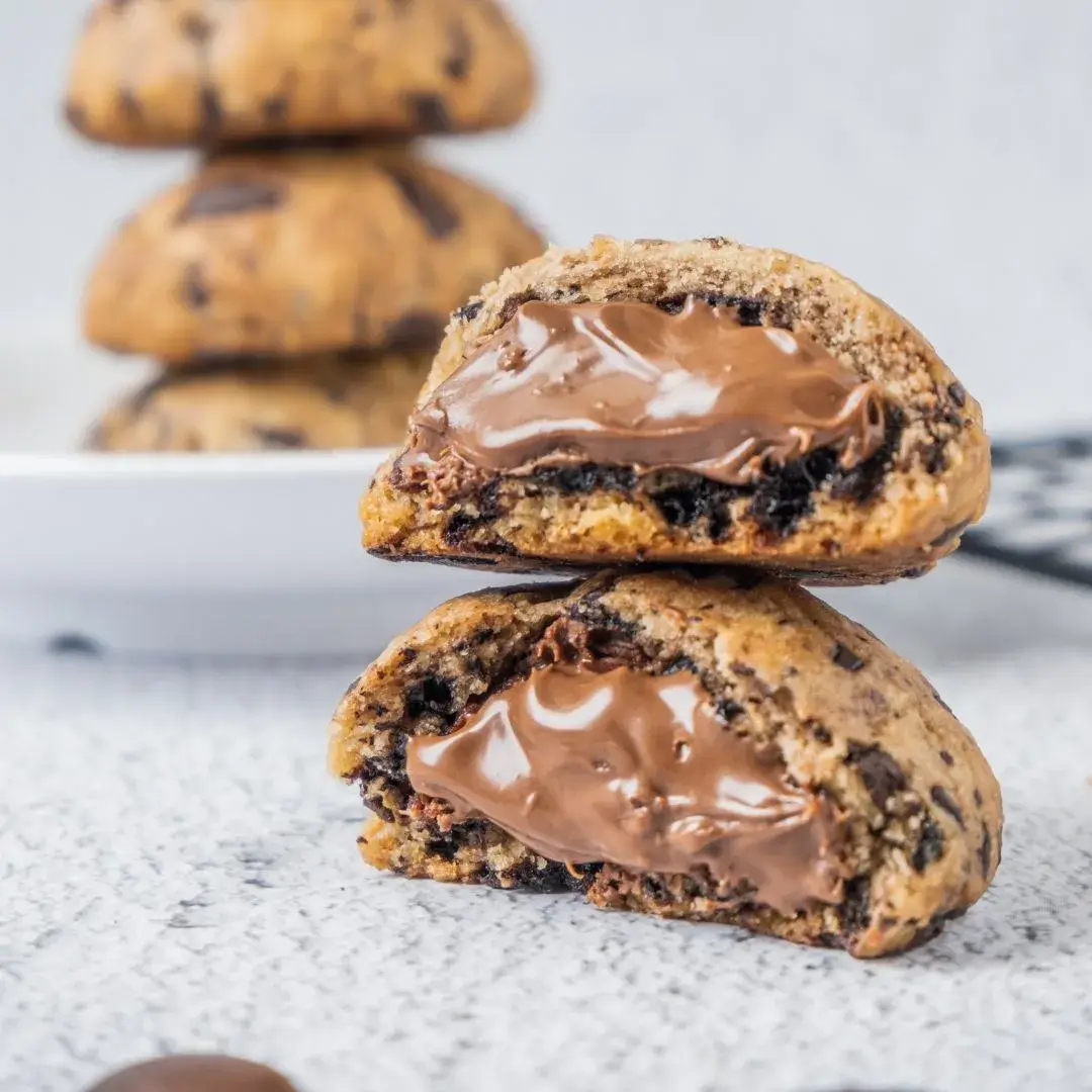 Cookie recheado com chocolate